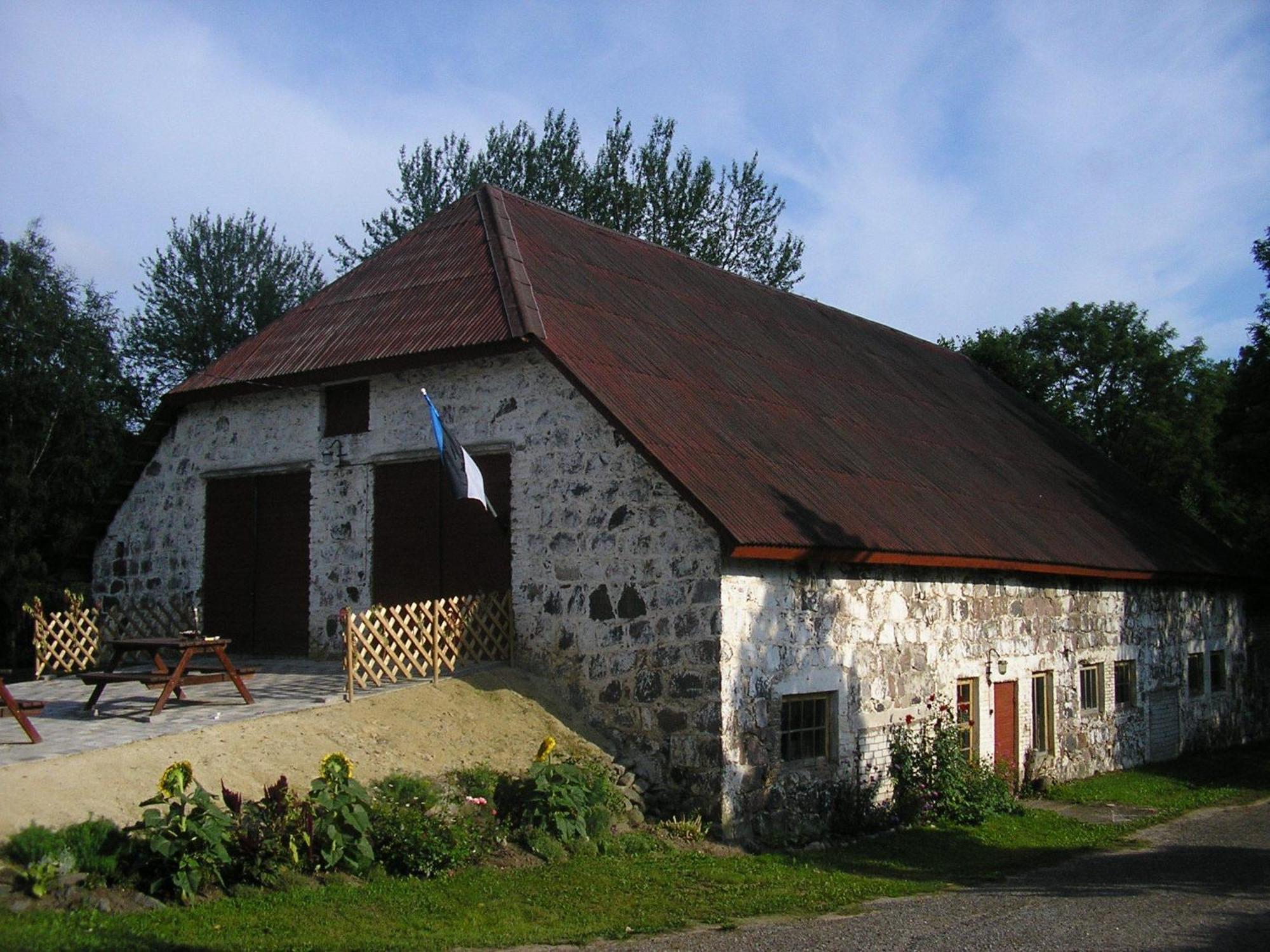 Pinska Guesthouse Buitenkant foto