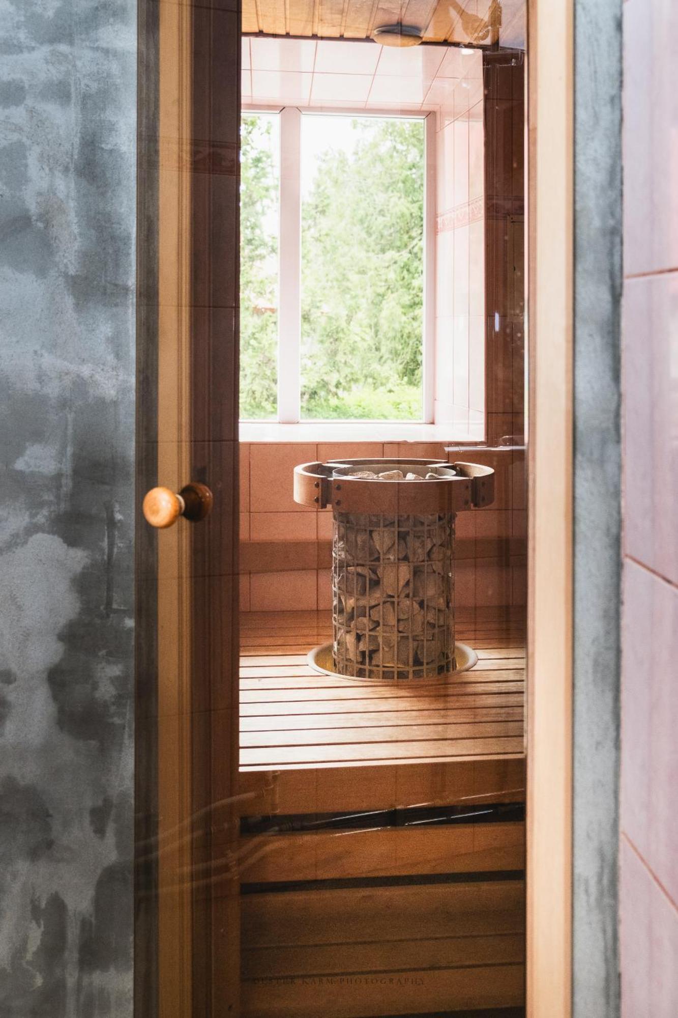 Pinska Guesthouse Buitenkant foto